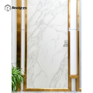 160x320 Calaccata Marble Matt Full Body Tile