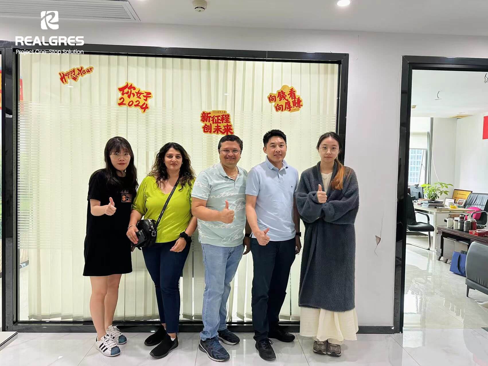 At Realgres, we are proud to be that partner, committed to creating beautiful spaces that reflect the unique personalities and aspirations of our clients.
