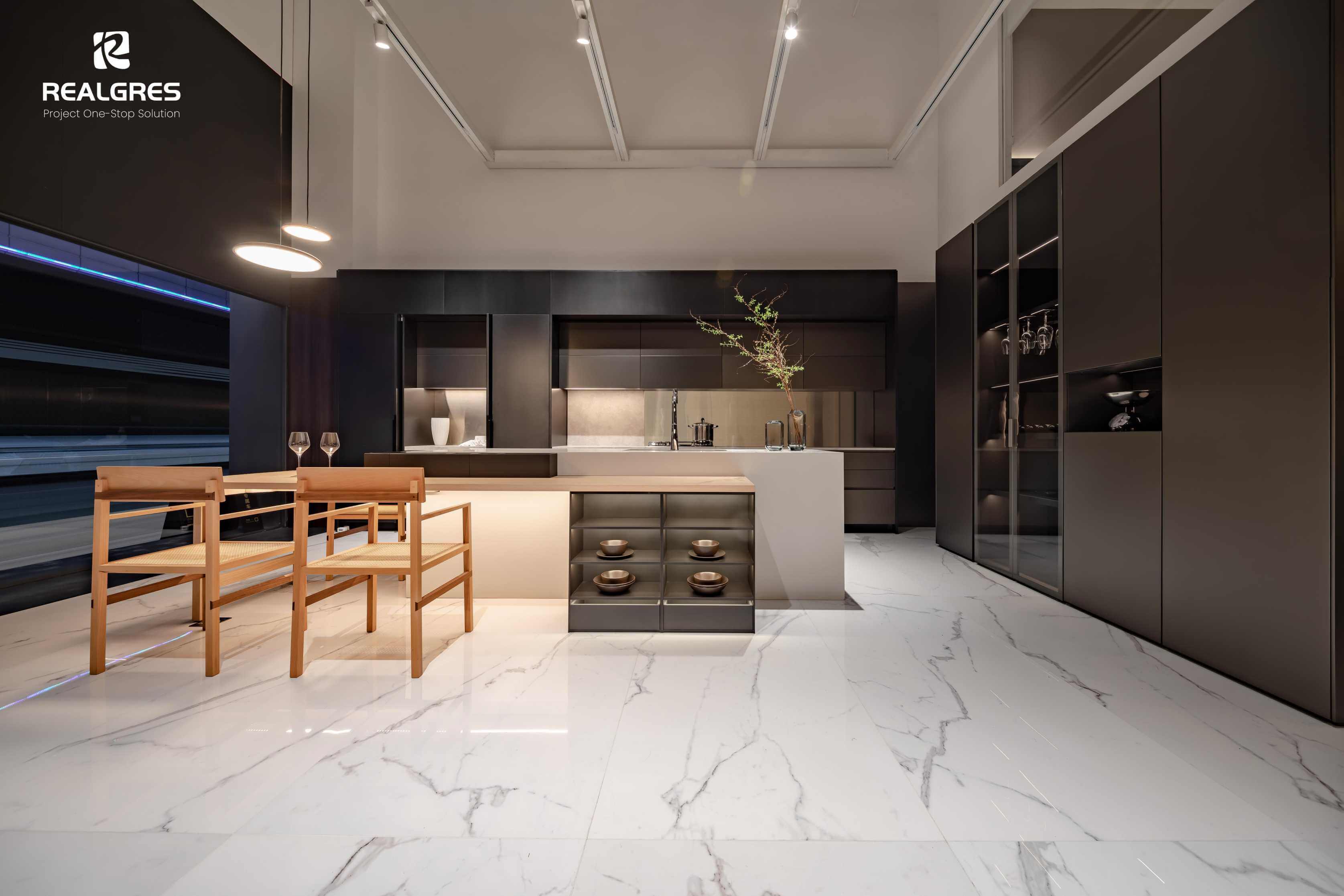 White Cabinets Quartz Countertops