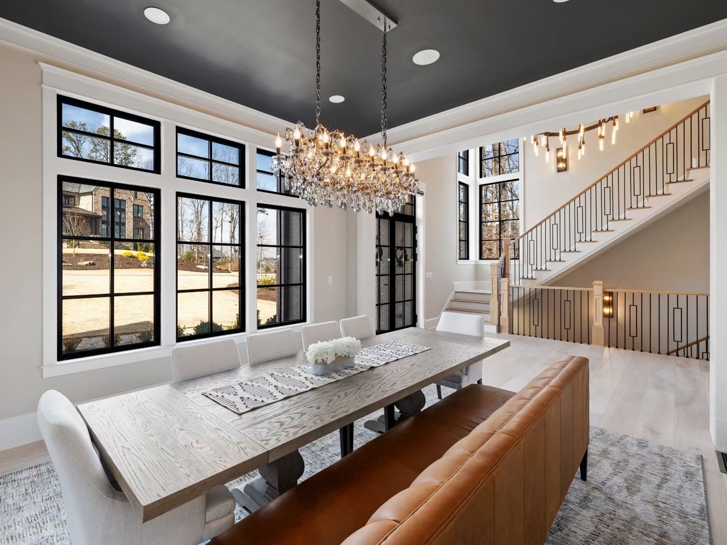 Modern Elegance Meets Extreme Climate: A One-Stop Custom Villa Project in Canada